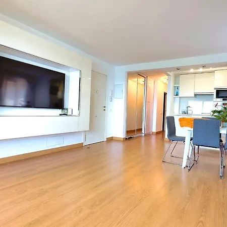 Apartment Ed. Larycorte 2d. Exclusive Sea Front In Center. Marbella