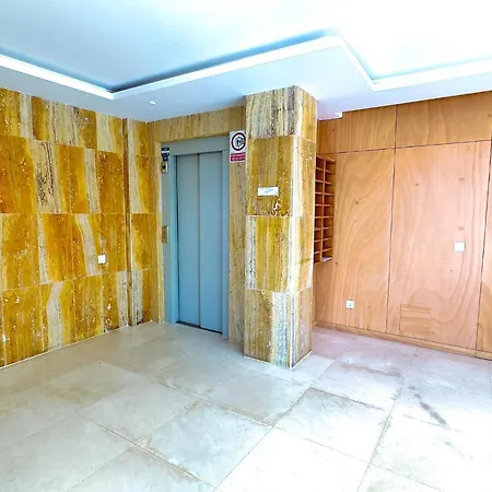 Ed. Larycorte 2d. Exclusive Sea Front In Center. Apartment Marbella